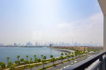 Sea and Skyline Views | Waterfront Living